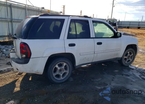 2008 Chevrolet Trailblazer Ls z USA, uszkodzony, nr VIN 1GNDS13S982201255